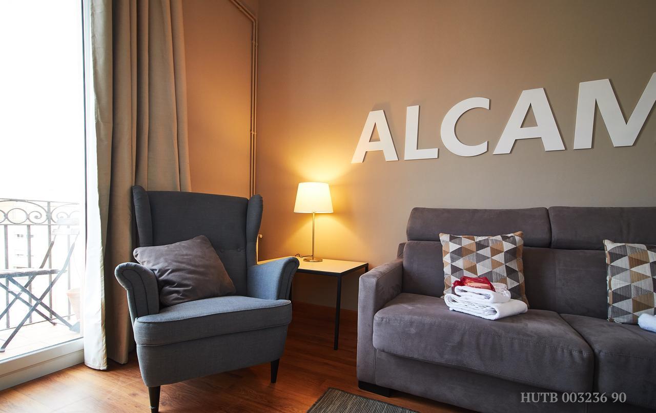 Апартаменты Alcam Rizal Барселона Экстерьер фото